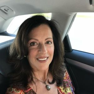 Meet your Posher, Joann